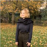 Professeure de français native donne des cours pour les particuliers